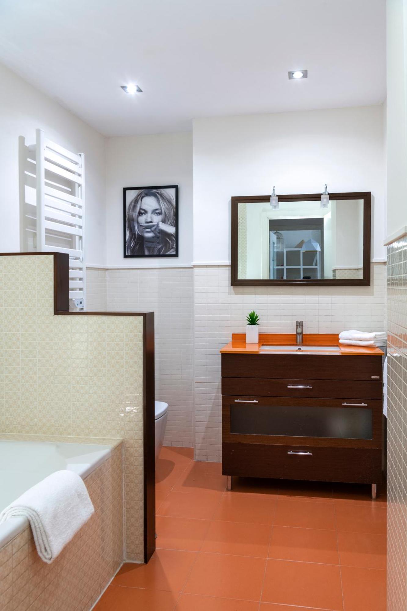 Misterhost Deluxe Santa Cruz I - Cozy Central And Quiet 세비야 외부 사진